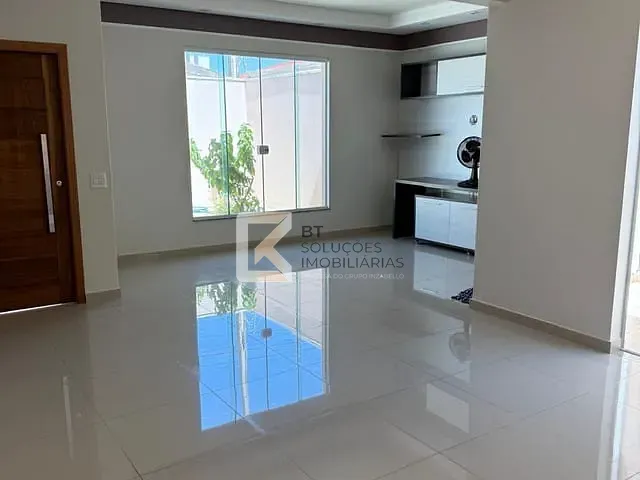 Casa com 300m² 3 quartos e 3 banheiros, à venda, no bairro Jardim Esplanada II em Indaiatuba