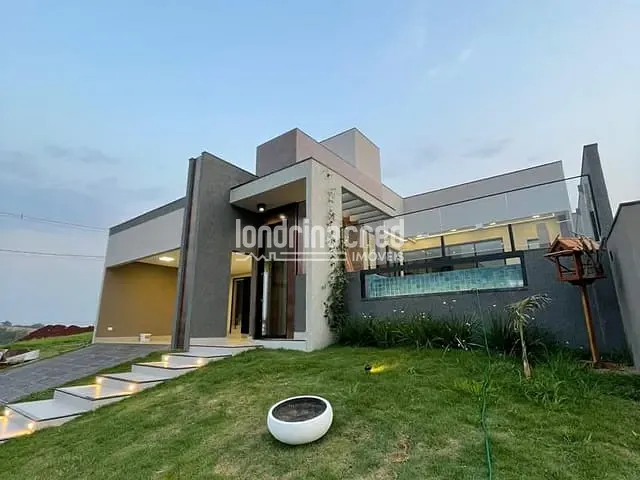 Casa com 328m², à venda, no bairro CONDOMINIO CAMPOS DO CONDE em Cambé
