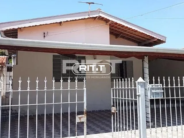 Casa com 250m² 3 quartos e 1 banheiro, à venda, no bairro Jardim García em Campinas