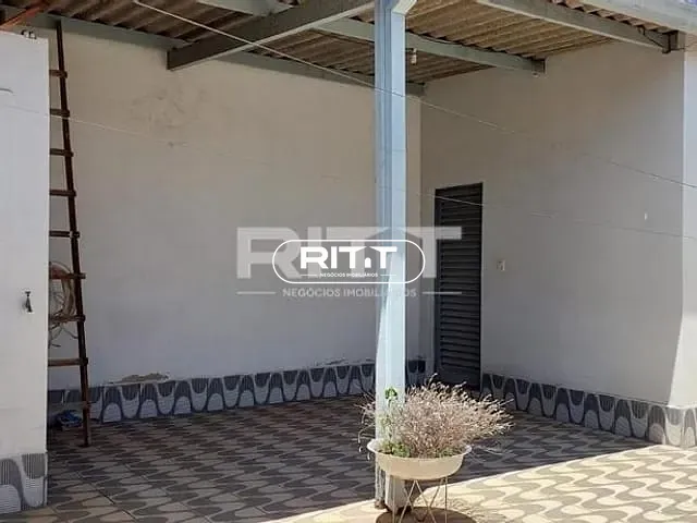 Casa com 250m² 3 quartos e 1 banheiro, à venda, no bairro Jardim García em Campinas