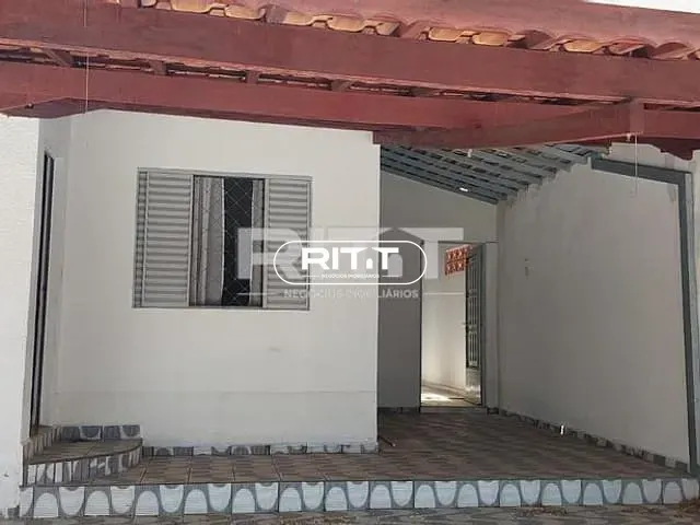 Casa com 250m² 3 quartos e 1 banheiro, à venda, no bairro Jardim García em Campinas