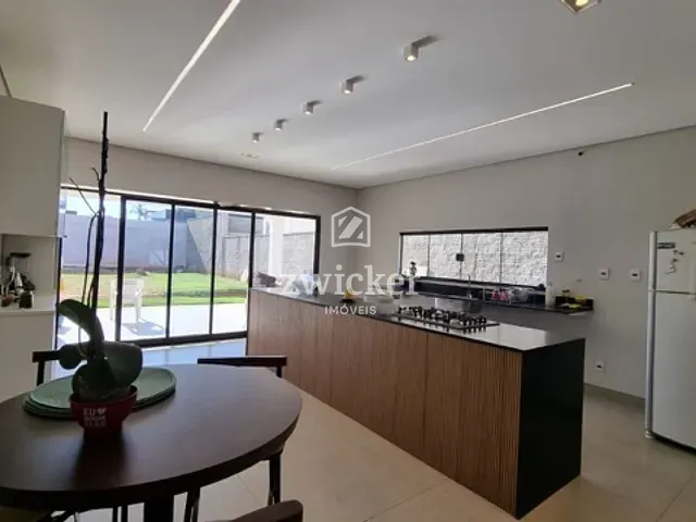 Casa com 600m² 3 quartos e 4 banheiros, à venda, no bairro Residencial Vale Florido em Piratininga