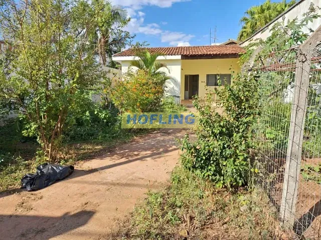 Casa com 250m² 2 quartos e 1 banheiro, à venda, no bairro Jardim Tangará em São Carlos