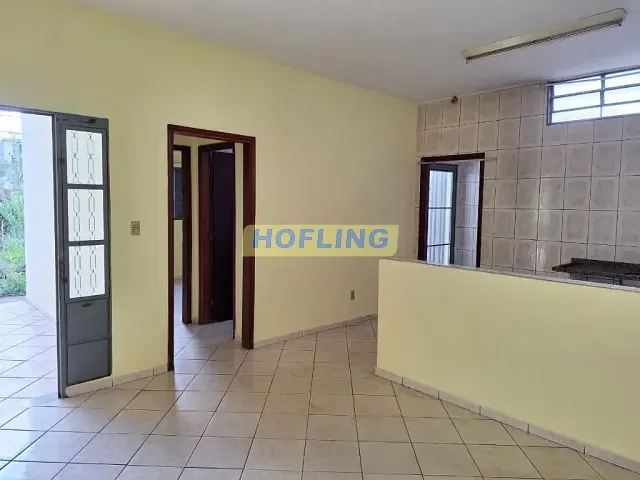 Casa com 250m² 2 quartos e 1 banheiro, à venda, no bairro Jardim Tangará em São Carlos