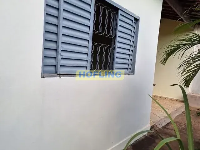 Casa com 250m² 2 quartos e 1 banheiro, à venda, no bairro Jardim Tangará em São Carlos