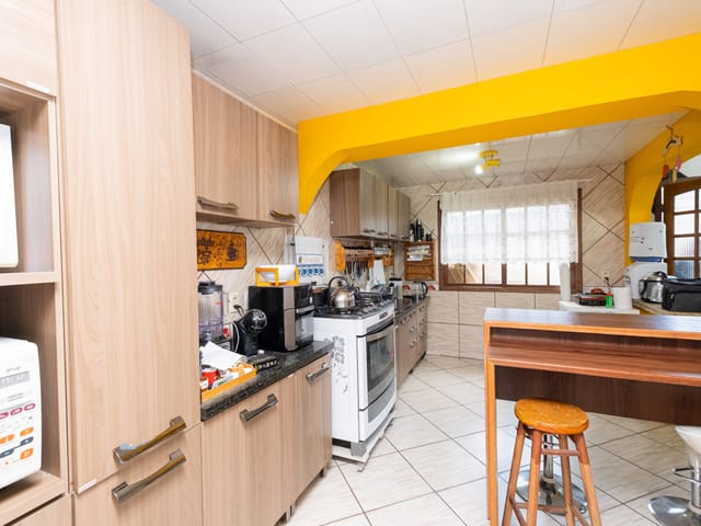 Casa 2 quartos e 2 banheiros, à venda, no bairro Areal em Pelotas