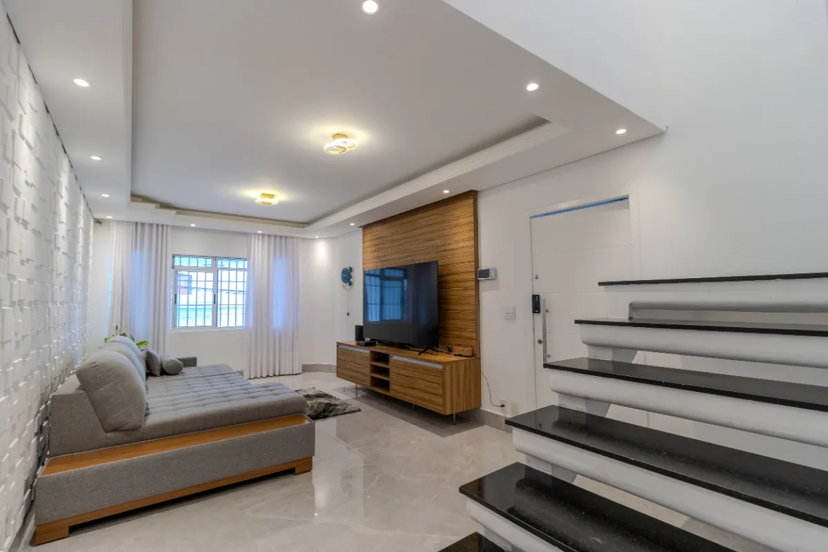 Casa para venda em Centro com 4 quartos, sendo 3 suítes, 210m²