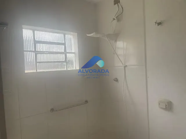 Casa com 188m² 3 quartos e 1 banheiro, para alugar, no bairro Jardim das Indústrias em São José dos Campos