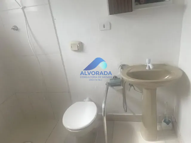 Casa com 188m² 3 quartos e 1 banheiro, para alugar, no bairro Jardim das Indústrias em São José dos Campos