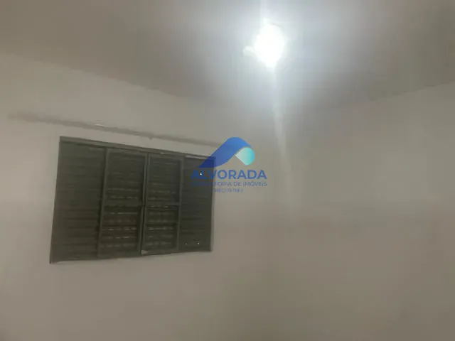 Casa com 188m² 3 quartos e 1 banheiro, para alugar, no bairro Jardim das Indústrias em São José dos Campos