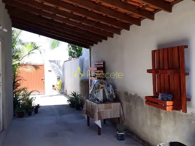Casa com 200m² 2 quartos e 1 banheiro, à venda, no bairro Parque das Palmeiras em Pindamonhangaba