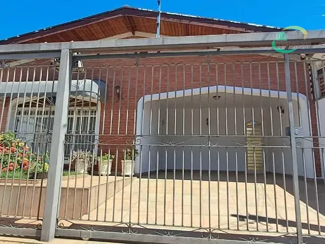Casa com 250m² 3 quartos e 3 banheiros, à venda, no bairro Vila Proost de Souza em Campinas