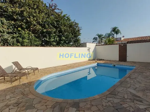Casa com 617m² 2 quartos e 3 banheiros, à venda, no bairro Jardim São Paulo em Rio Claro