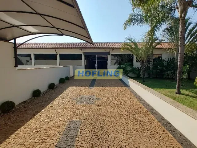 Casa com 617m² 2 quartos e 3 banheiros, à venda, no bairro Jardim São Paulo em Rio Claro