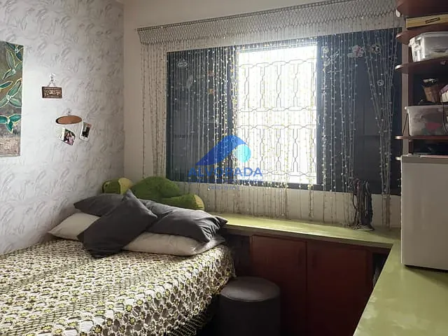 Casa com 250m² 3 quartos e 2 banheiros, à venda, no bairro Jardim das Indústrias em São José dos Campos