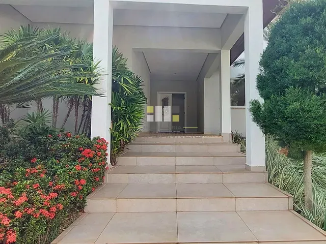 Casa com 623m² 3 quartos e 5 banheiros, à venda, no bairro Nossa Senhora Aparecida em Paulínia