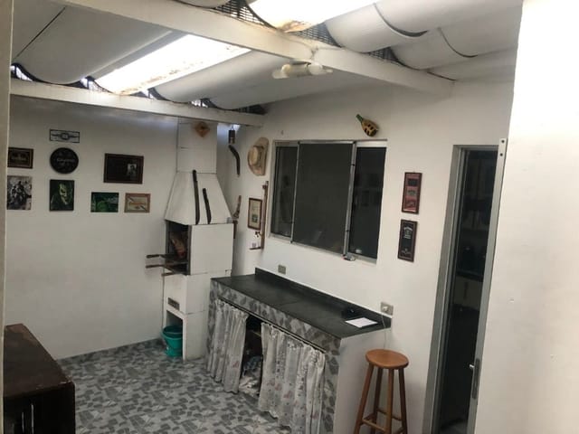 Casa com 140m² 2 quartos e 2 banheiros, à venda, no bairro Centro em Osasco