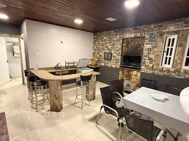 Casa com 480m² 3 quartos e 4 banheiros, à venda, no bairro Park Imperial em Caraguatatuba