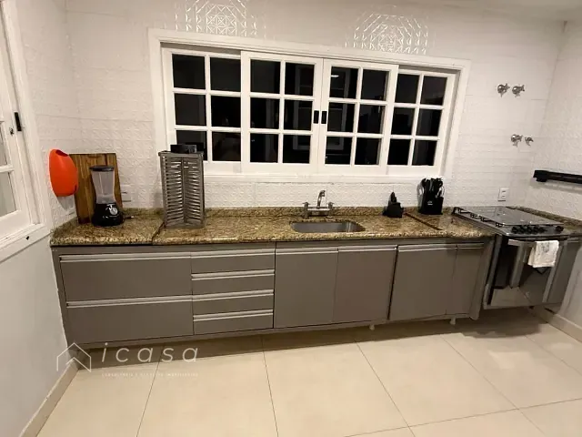 Casa com 480m² 3 quartos e 4 banheiros, à venda, no bairro Park Imperial em Caraguatatuba