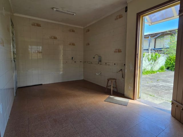 Casa 3 quartos e 2 banheiros, à venda, no bairro Três Vendas em Pelotas