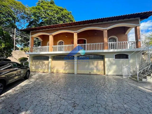 Casa com 1272m² 6 quartos e 5 banheiros, à venda ou para alugar, no bairro Jardim América em Jacareí