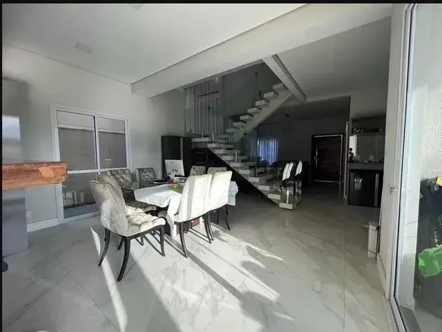 Casa com 450m² 3 quartos e 2 banheiros, à venda ou para alugar, no bairro Condomínio Residencial Monaco em São José Dos Campos