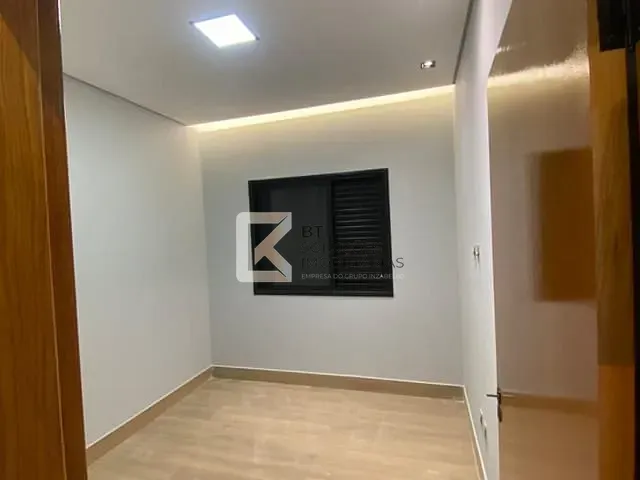 Casa com 150m² 3 quartos e 2 banheiros, à venda, no bairro Jardim Bom Sucesso em Indaiatuba