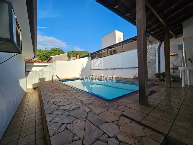 Casa com 300m² 3 quartos e 3 banheiros, à venda, no bairro Vila Pacífico em Bauru