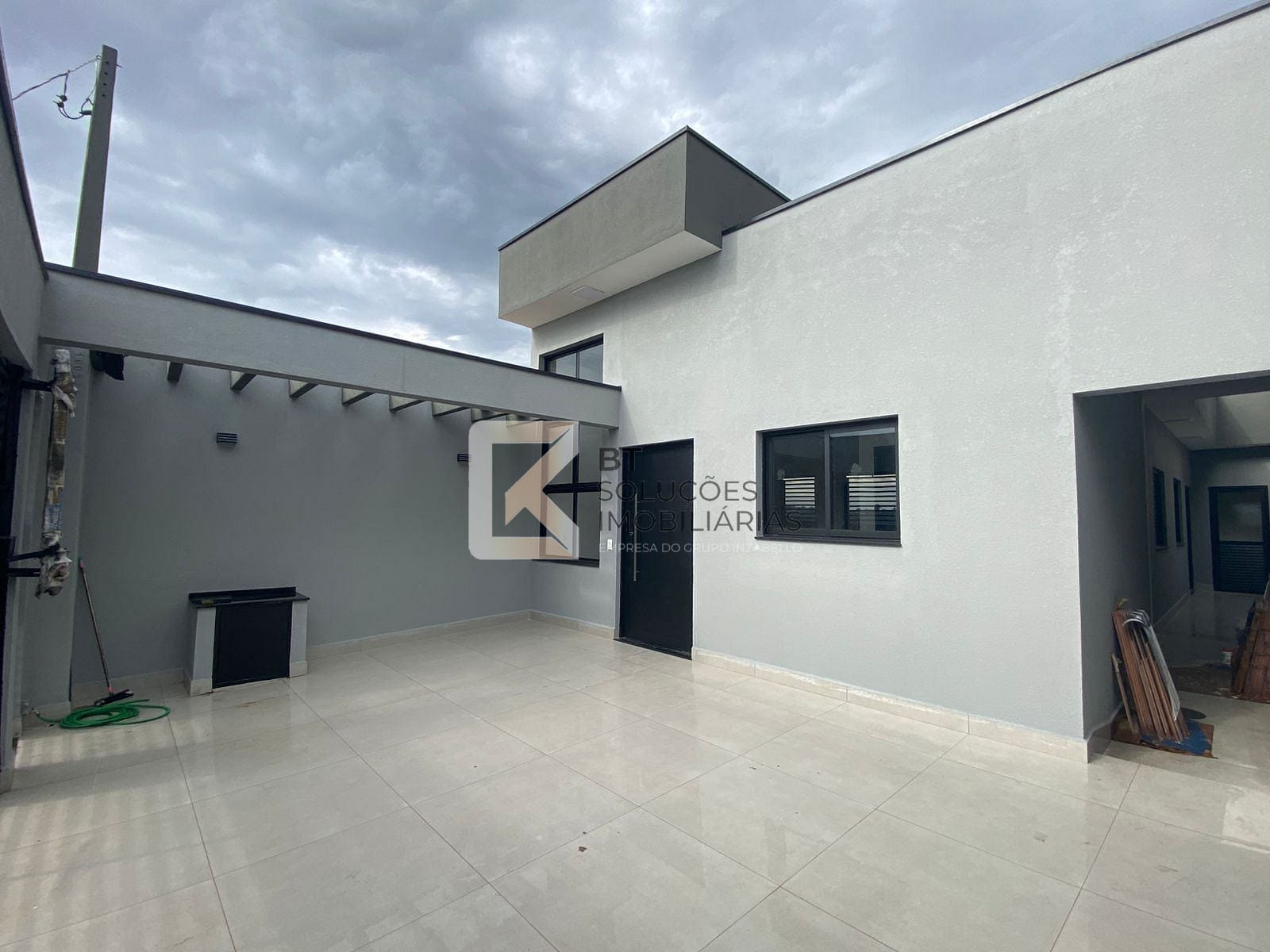 Casa, 3 quartos, 90 m² - Foto 1