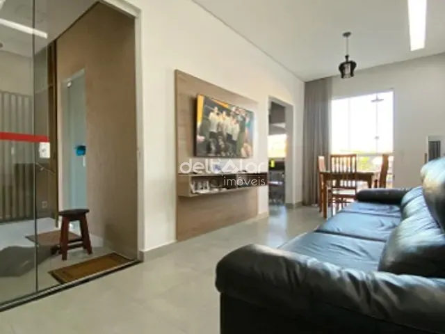 Casa 3 quartos e 2 banheiros, à venda, no bairro Canaã em Belo Horizonte