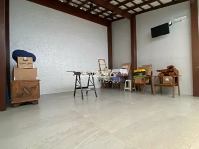 Casa 3 quartos e 2 banheiros, à venda, no bairro Canaã em Belo Horizonte