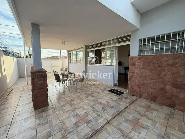 Casa 3 quartos e 3 banheiros, à venda, no bairro Jardim Brasil em Bauru
