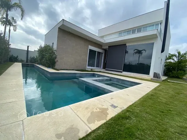 Casa com 906m² 3 quartos e 7 banheiros, à venda, no bairro Condomínio Residencial Alphaville em São José dos Campos