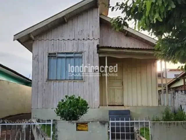 Casa com 306m² 3 quartos e 1 banheiro, à venda, no bairro Industrial em Londrina