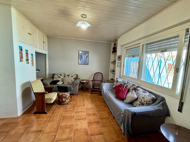 Casa 3 quartos e 3 banheiros, à venda, no bairro Laranjal em Pelotas