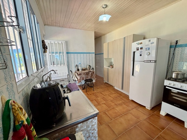 Casa 3 quartos e 3 banheiros, à venda, no bairro Laranjal em Pelotas