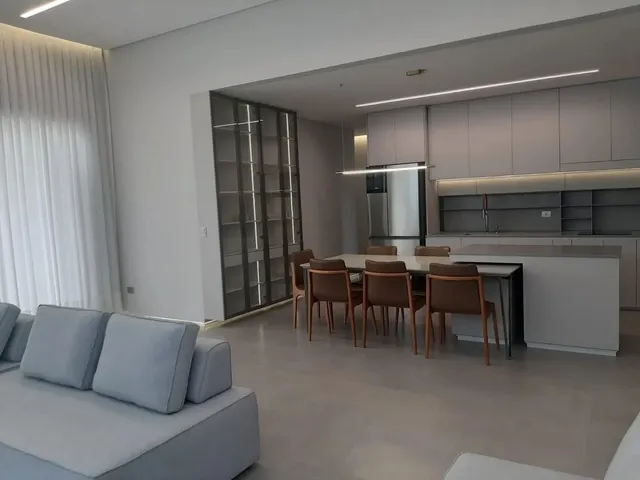 Casa com 528m² 3 quartos e 2 banheiros, à venda, no bairro Condomínio Loteamento Reserva das Figueiras em São José Dos Campos