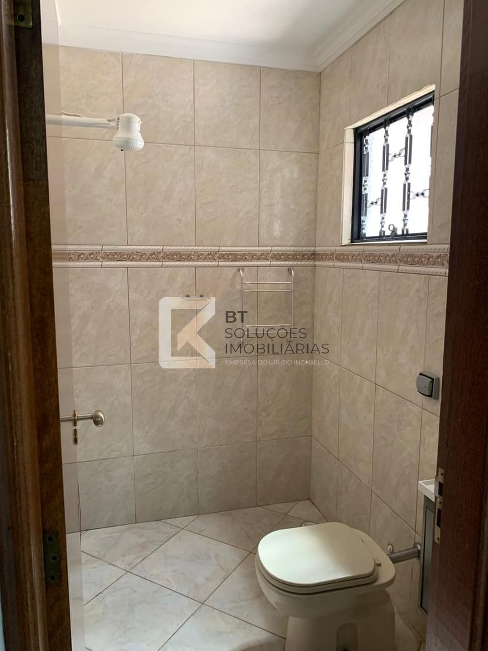 Casa à venda com 2 quartos, 120m² - Foto 11