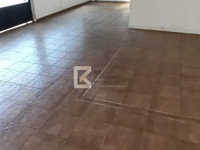 Casa com 250m² 6 quartos e 3 banheiros, à venda ou para alugar, no bairro Cidade Nova II em Indaiatuba
