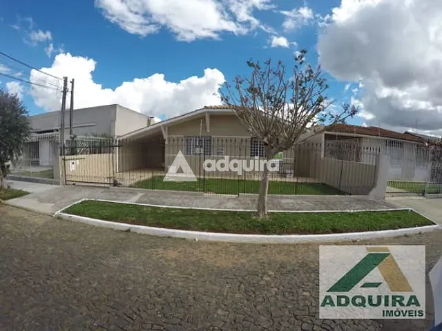 Casa 3 quartos e 3 banheiros, à venda, no bairro Estrela em Ponta Grossa
