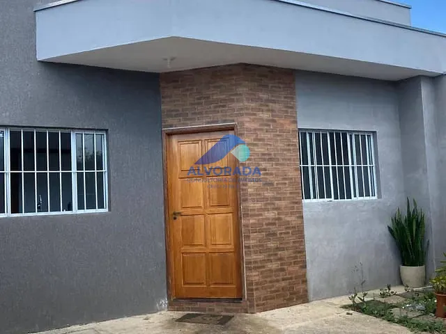 Casa com 125m² 2 quartos e 2 banheiros, à venda, no bairro Residencial Santa Paula em Jacareí