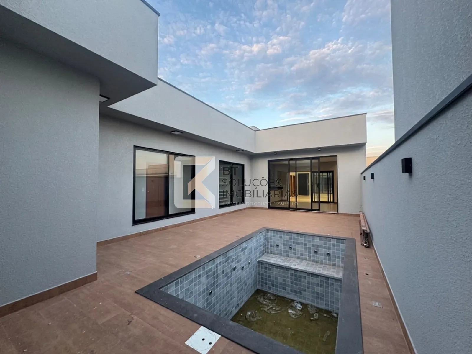 Casa, 4 quartos, 250 m² - Foto 44