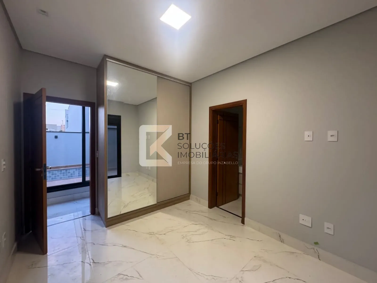 Casa, 4 quartos, 250 m² - Foto 23