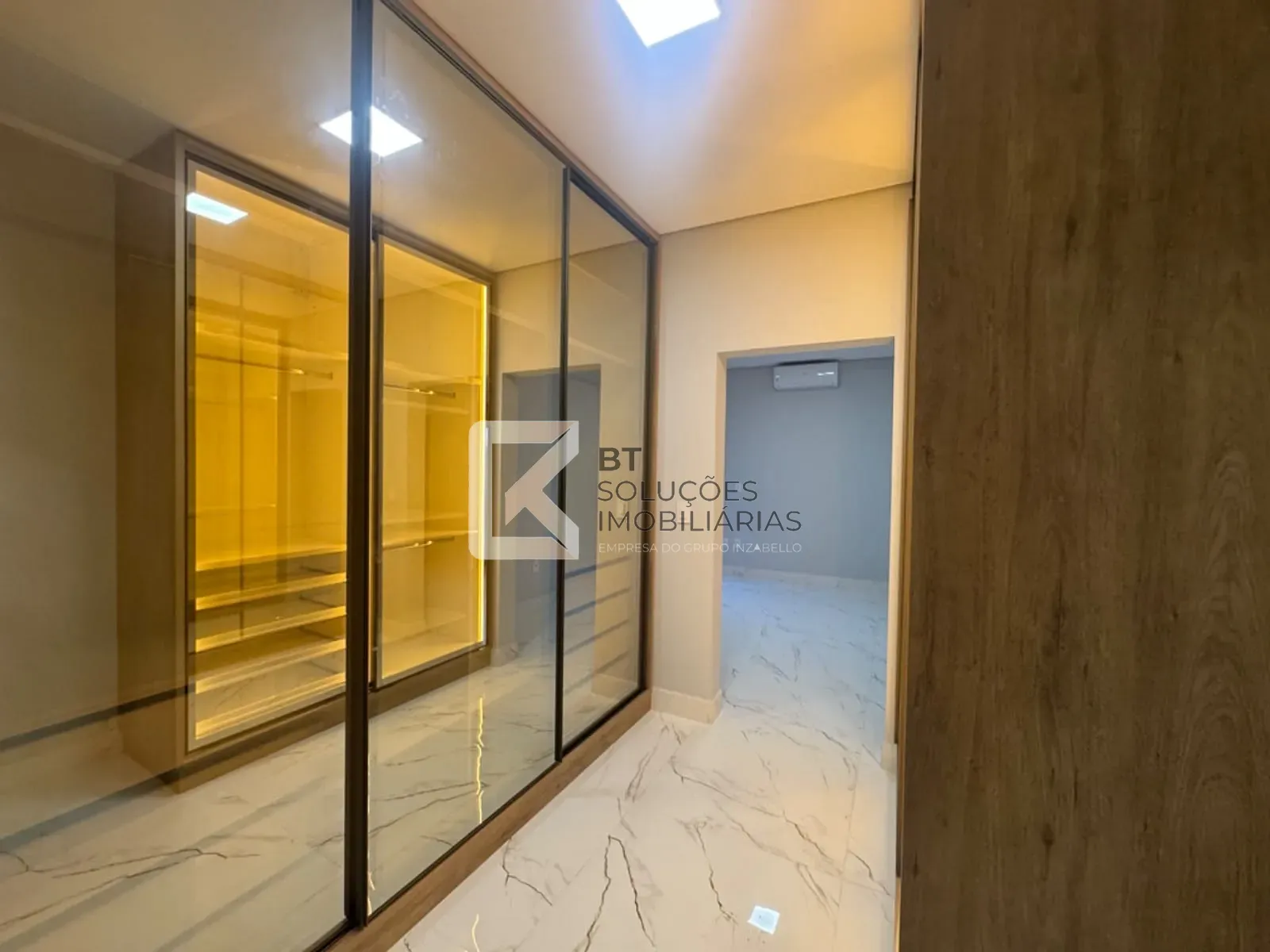 Casa, 4 quartos, 250 m² - Foto 21