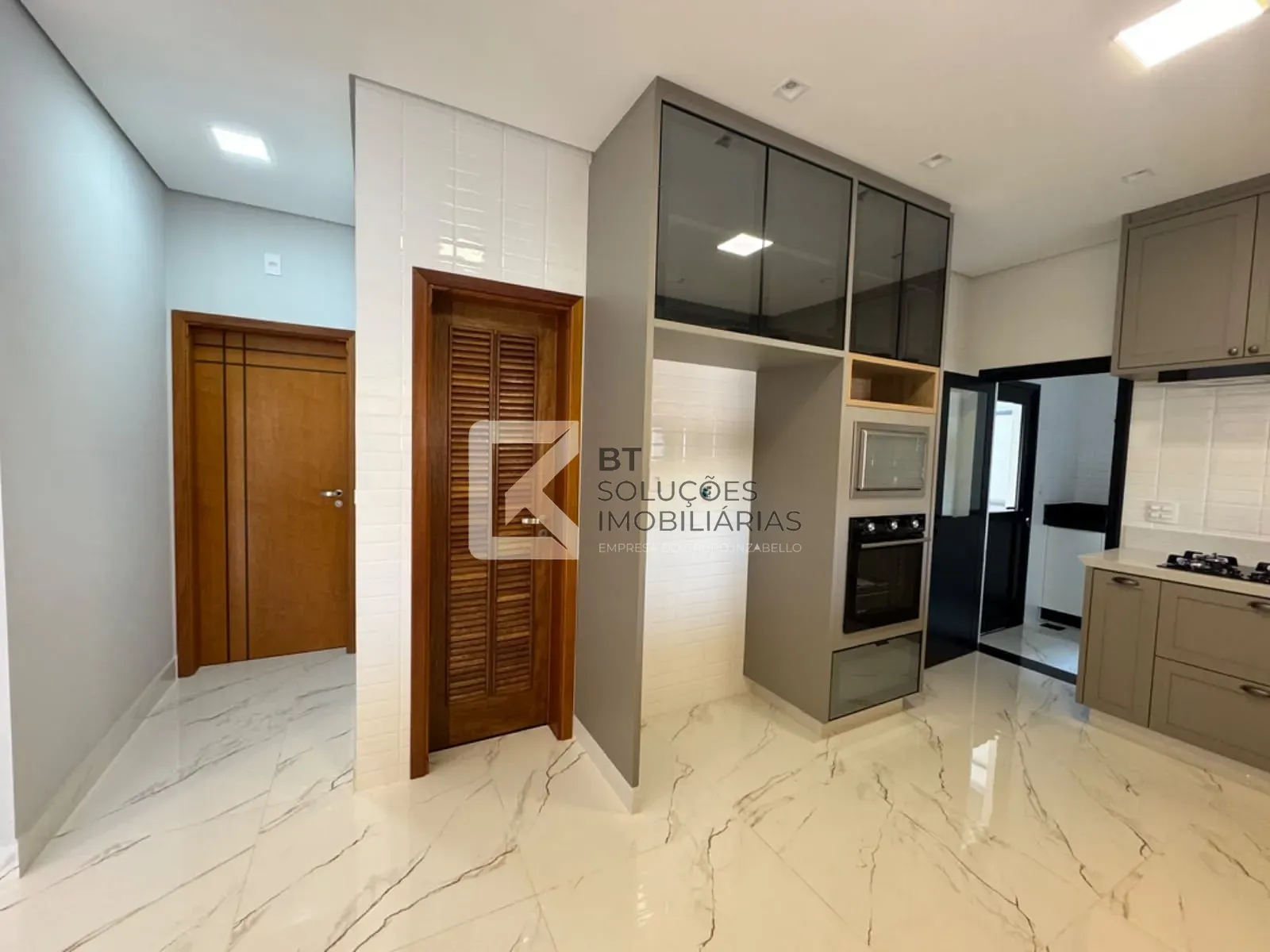 Casa, 4 quartos, 250 m² - Foto 8