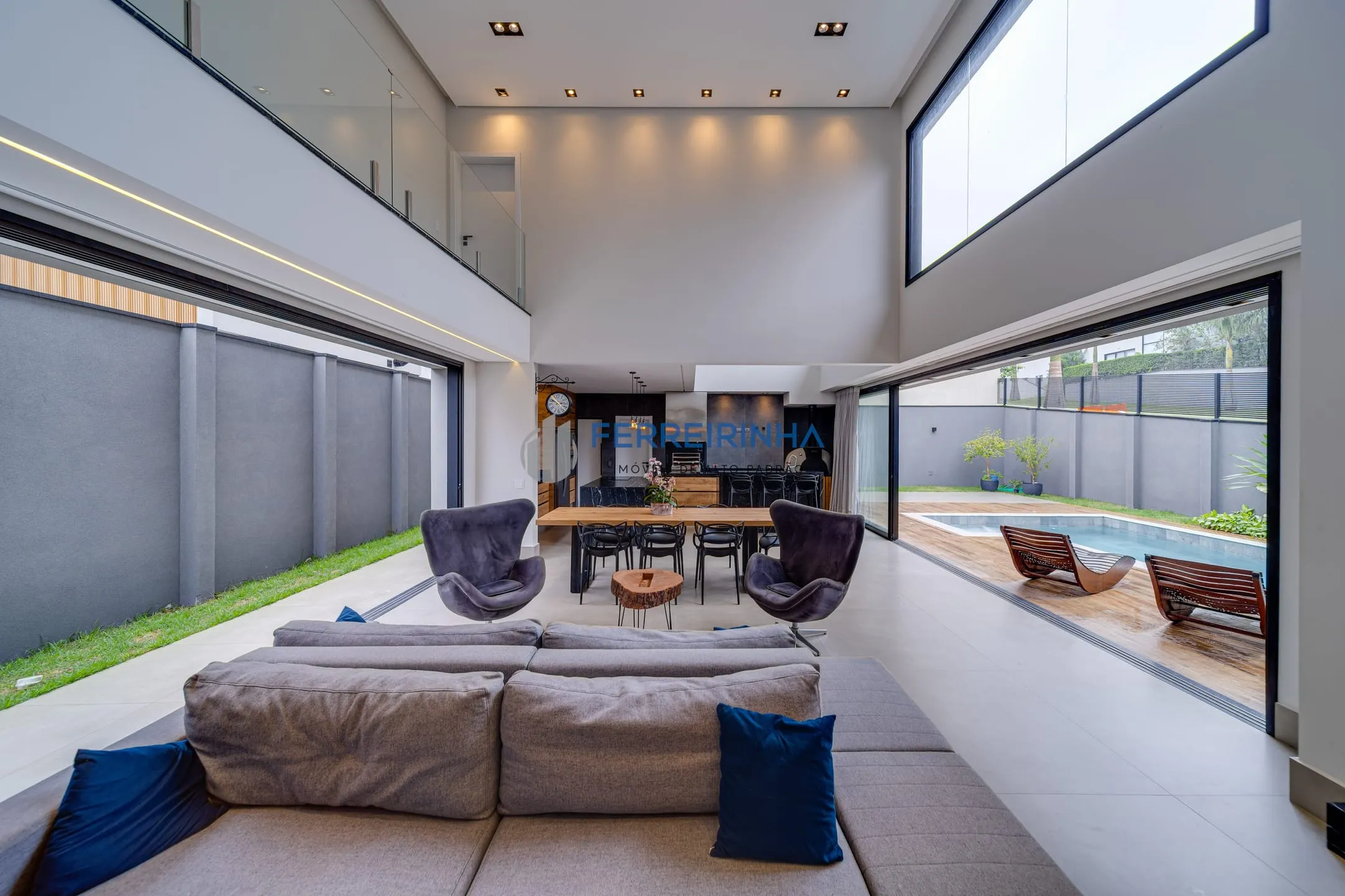 Casa, 4 quartos, 350 m² - Foto 1