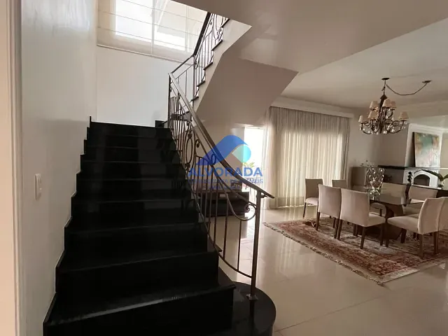 Casa 7 quartos e 7 banheiros, à venda, no bairro Jardim Paraíba em Jacareí