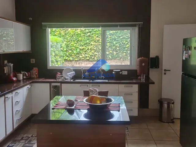 Casa 7 quartos e 7 banheiros, à venda, no bairro Jardim Paraíba em Jacareí