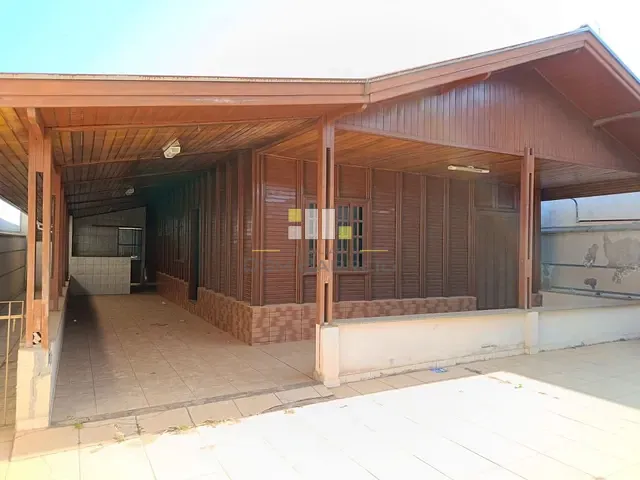 Casa com 300m² 3 quartos e 2 banheiros, à venda, no bairro Parque Manoel de Vasconcelos em Sumaré