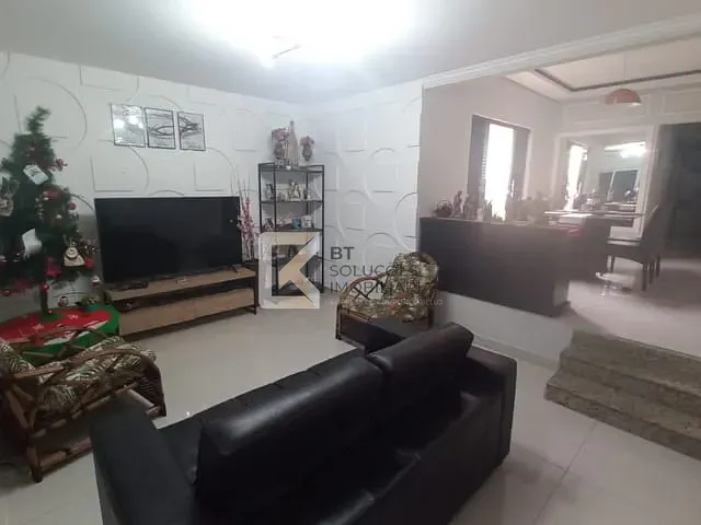 Casa com 250m² 3 quartos e 2 banheiros, à venda, no bairro Residencial Monte Verde em Indaiatuba